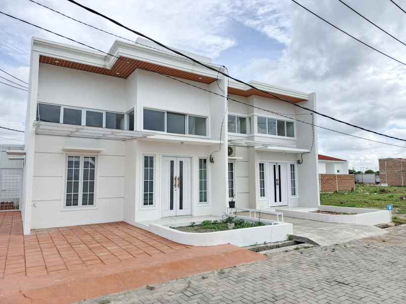 trusmiland rumah ningrat golden arjawinangun