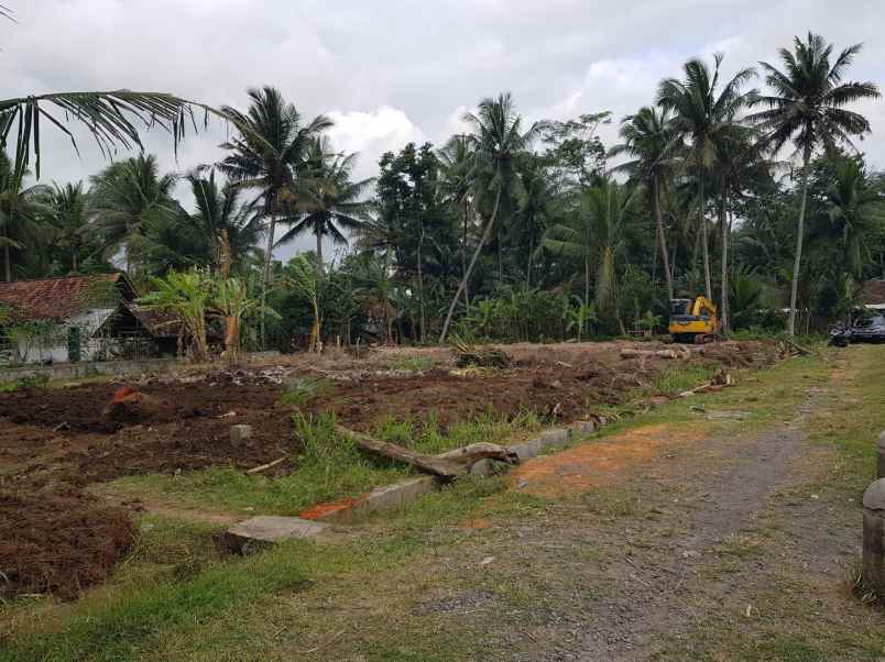 utara pasar jombokan jual tanah yogyakarta kulonprogo