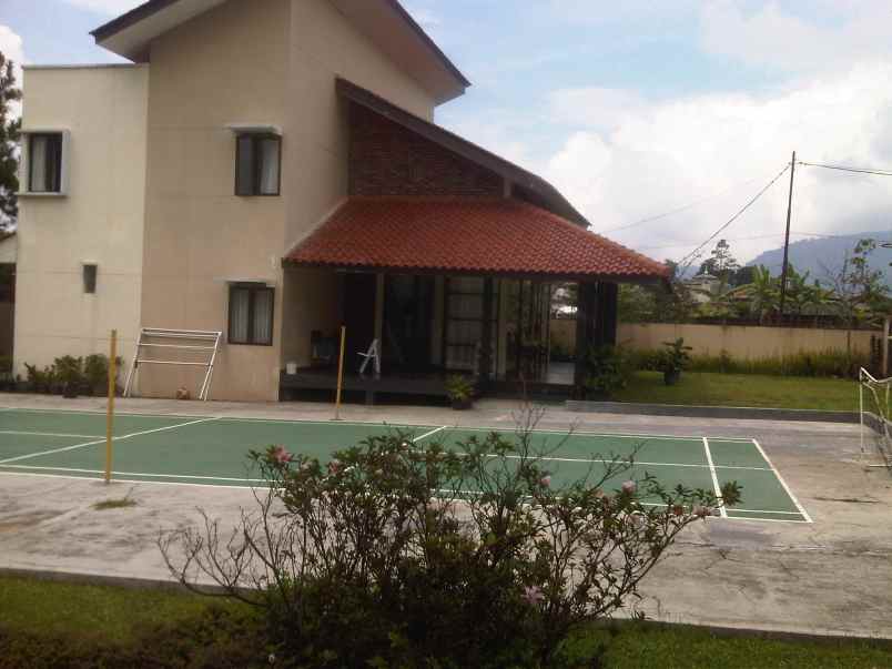 villa alamat jalan cisarua km 80