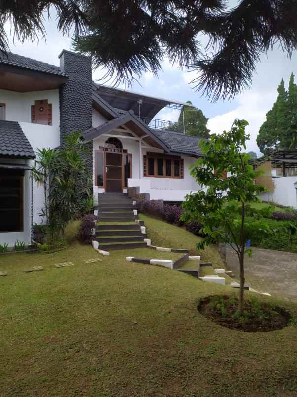 villa alamat jalan cisarua km 81