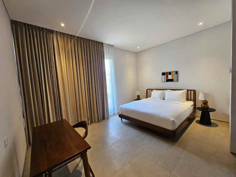 villa baru 4 kamar tidur di kerobokan bali