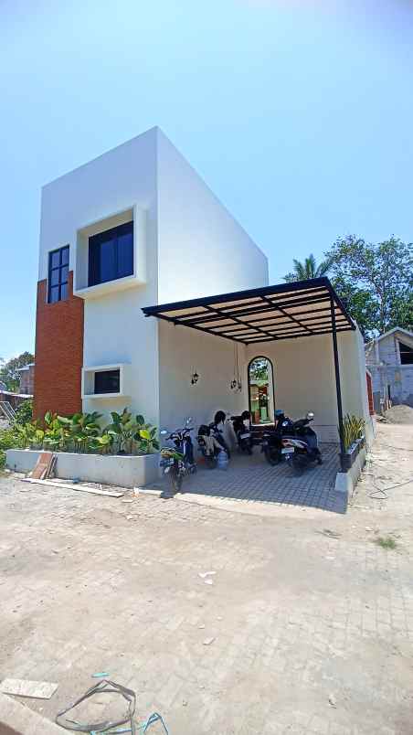 villa cantik full furnished di turi sleman utara