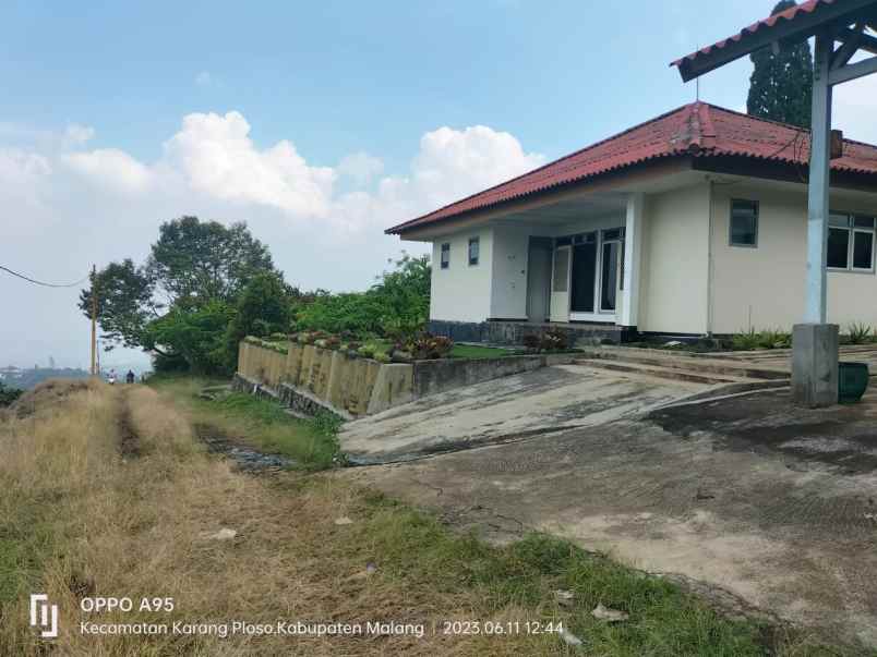 villa dan tanah untuk wisata kota batu