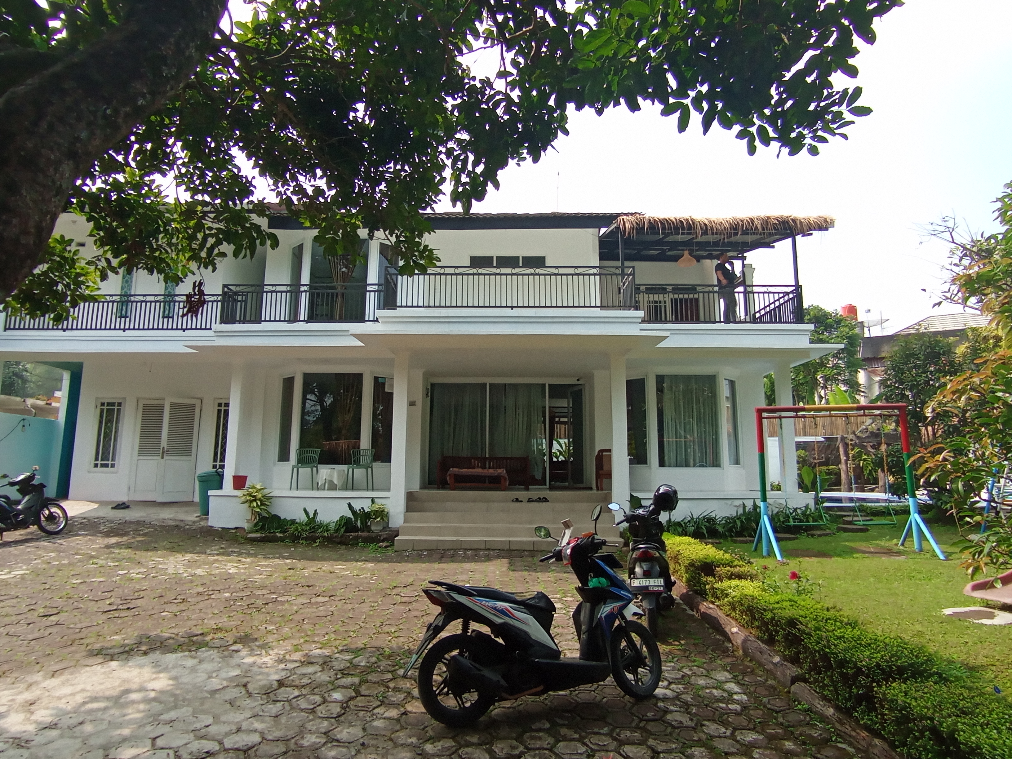 villa murah di cisarua puncak villa fitri