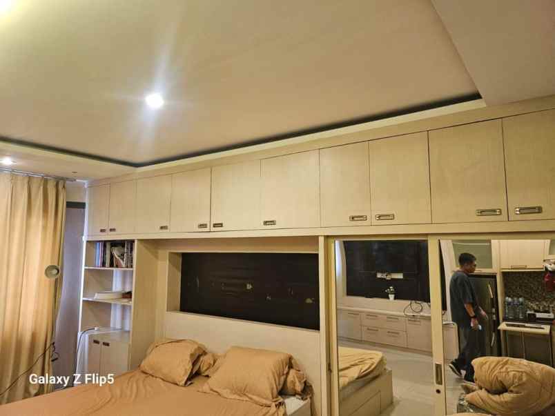 apartment the edge cimahi type studio full furnish