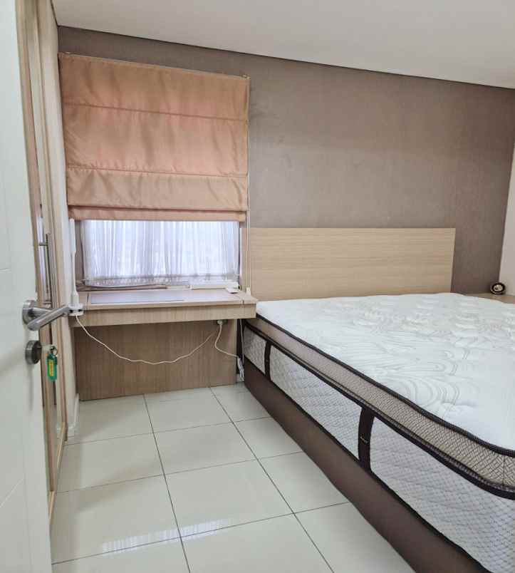 dijual apartemen apartemen green lake