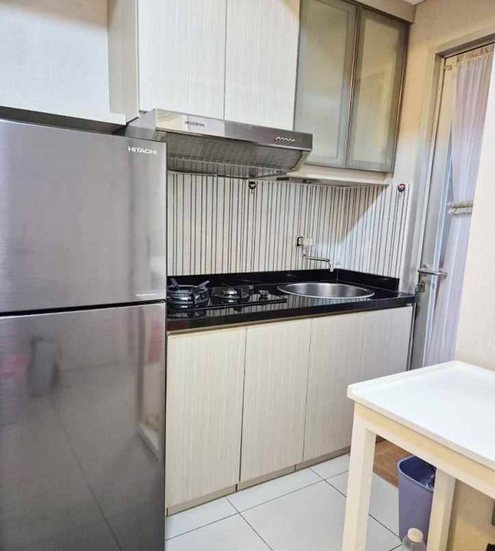 dijual apartemen apartemen green lake