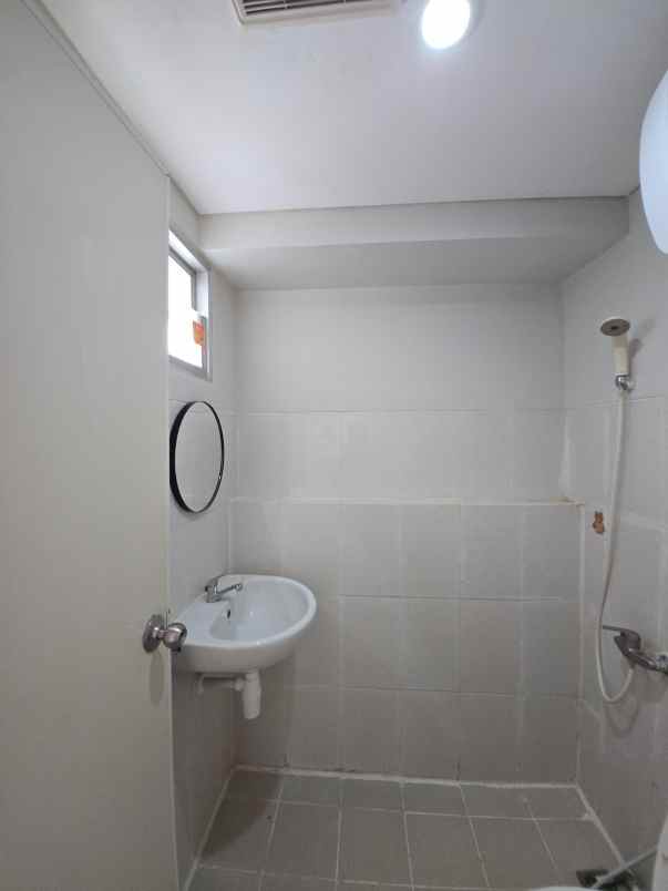 dijual apartemen educity harvard