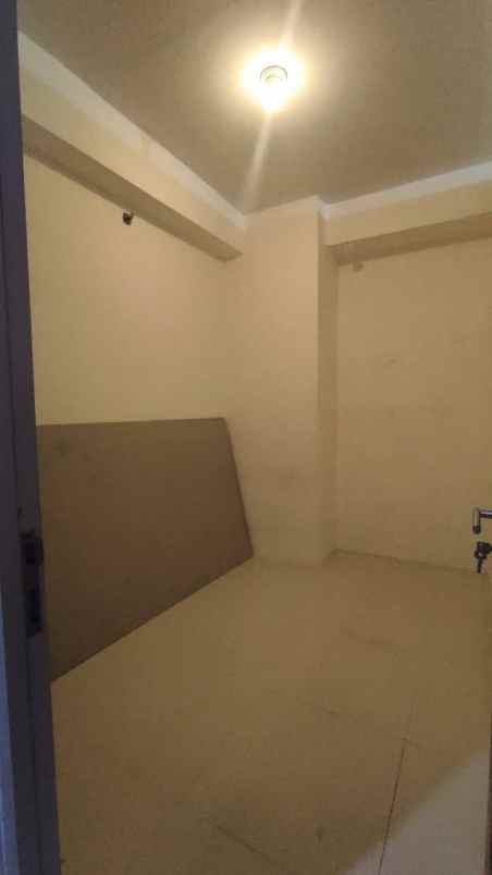 dijual apartemen gunawangsa tidar tower a lantai 28