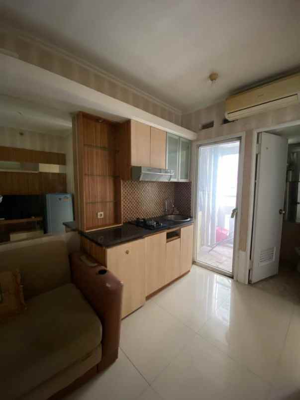 dijual apartemen jl jend a yani kav 49
