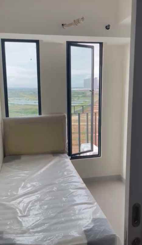 dijual apartemen osaka riverview pik2