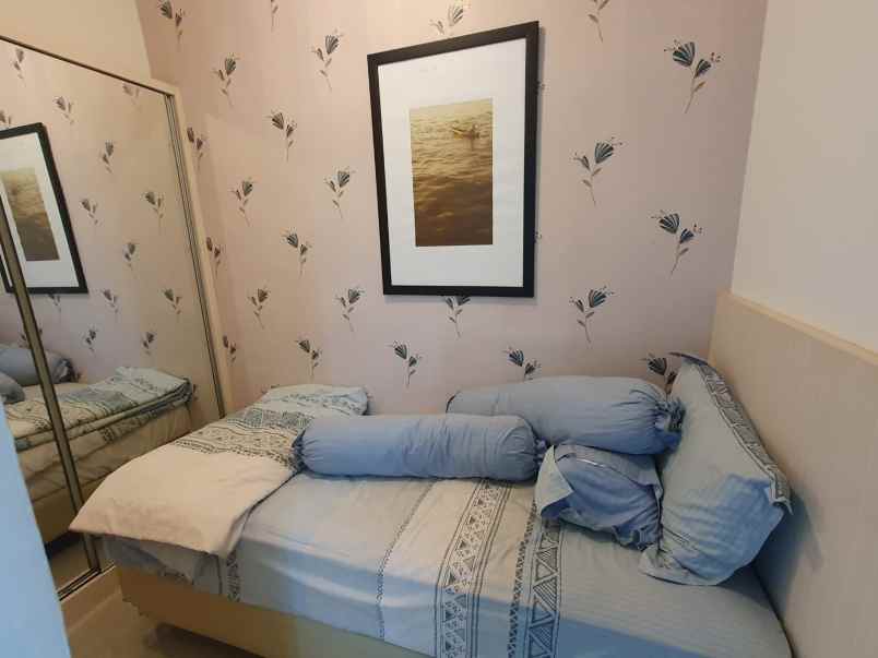 dijual apartemen tanglin 2br lt 18 full furnished