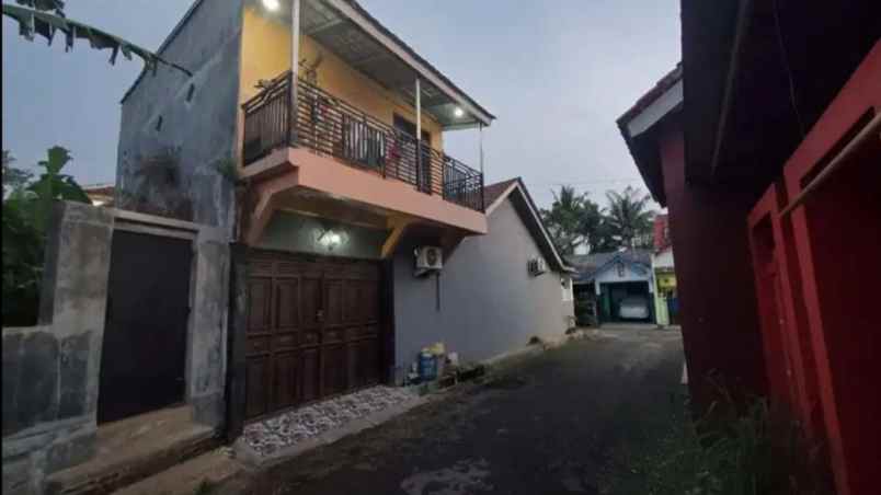 dijual cepat rumah 2 lantai siap huni