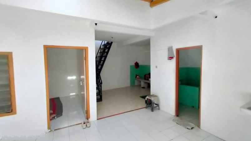 dijual cepat rumah siap huni di karangrejo surabaya