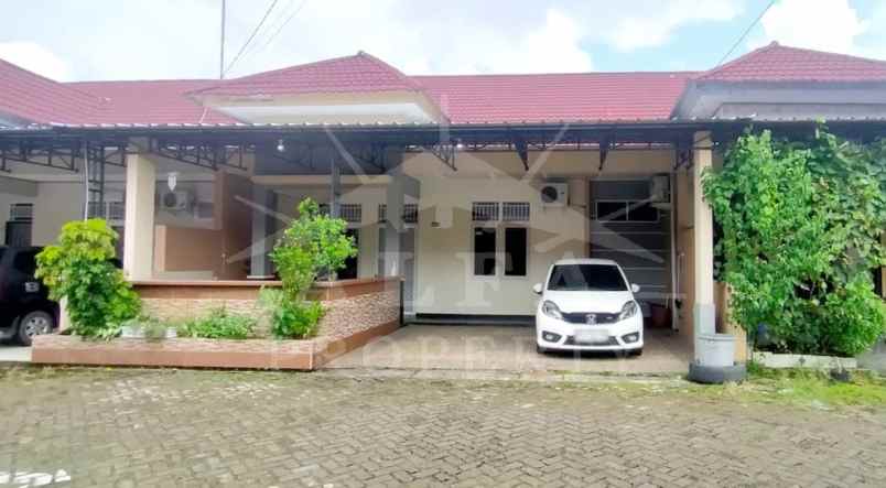 dijual disewakan rumah pondok pelangi kota pontianak