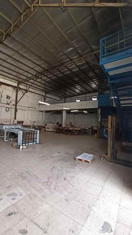 dijual gudang bandengan jakut luas tanah 2 920m