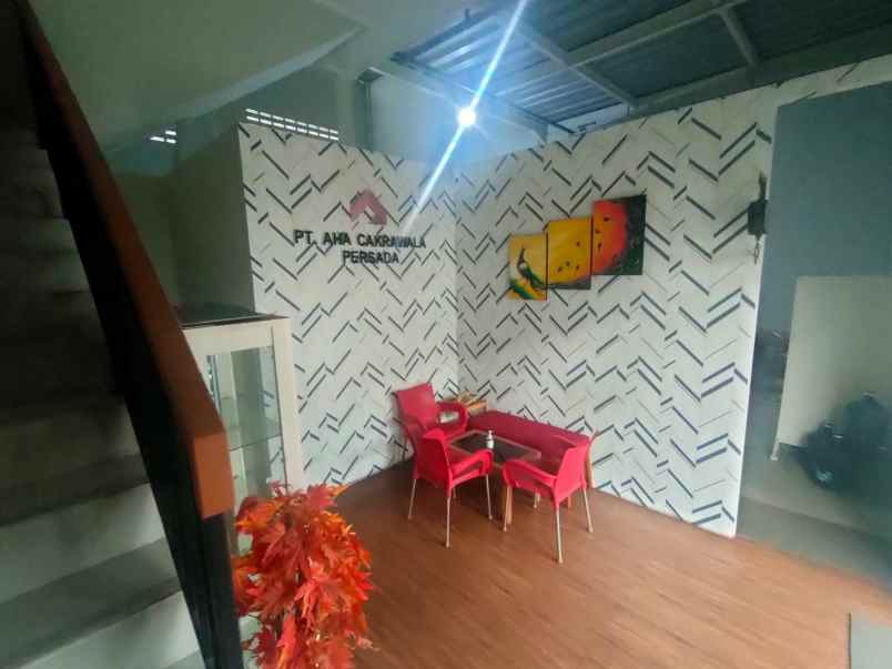 dijual gudang bizpoint loxembourge tangerang