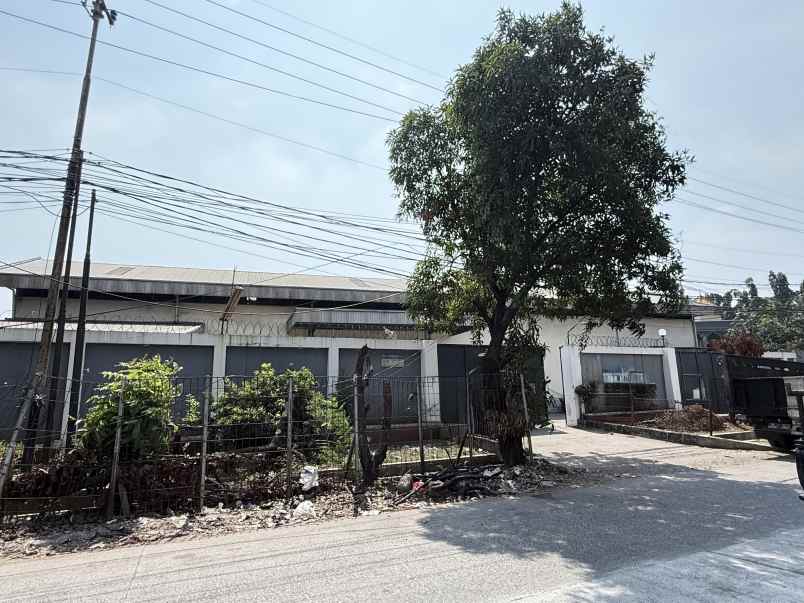 dijual gudang di kawasan mandiri medan satria bekasi