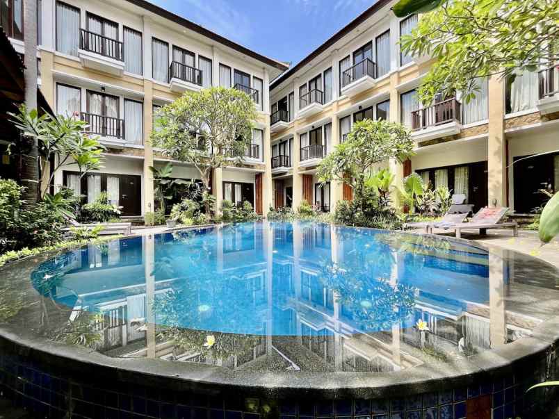 dijual hotel jl blambangan kuta kec