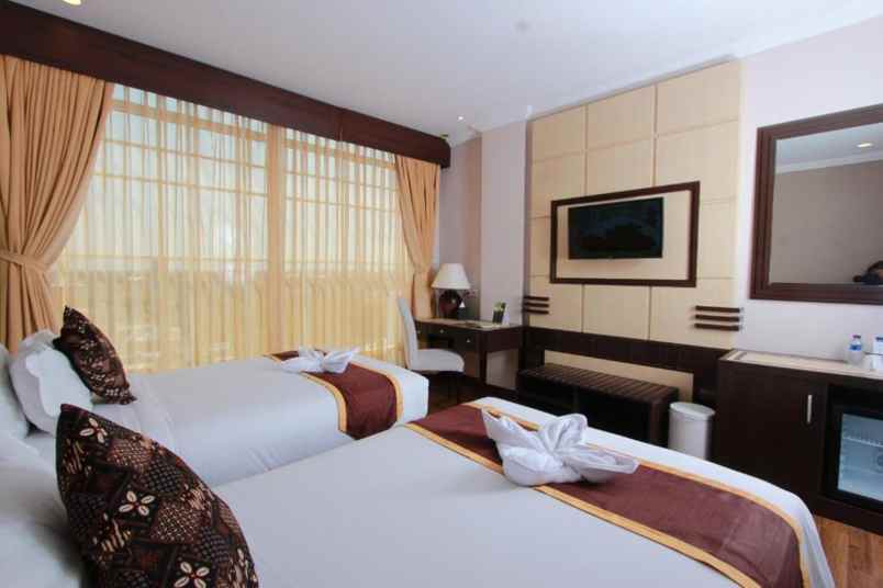 dijual hotel jl kementrian kidul