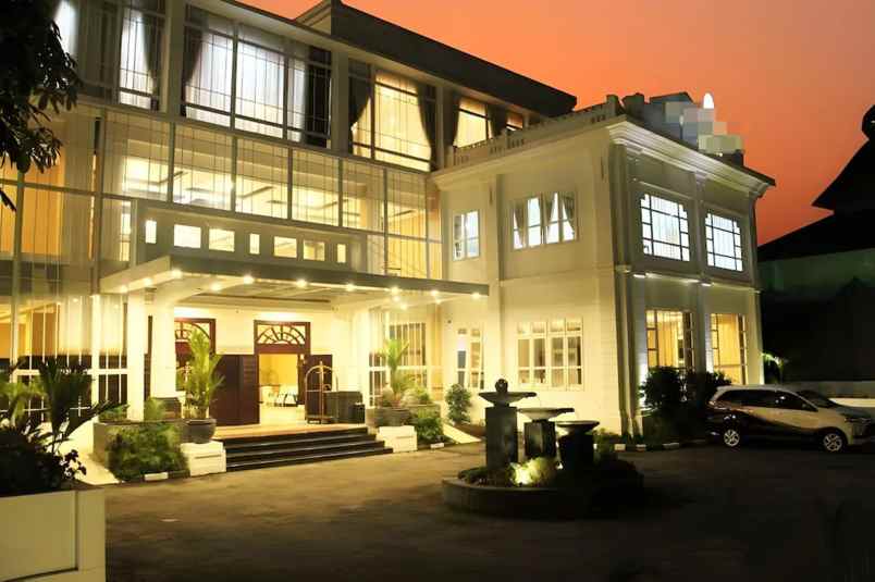 dijual hotel jl kementrian kidul