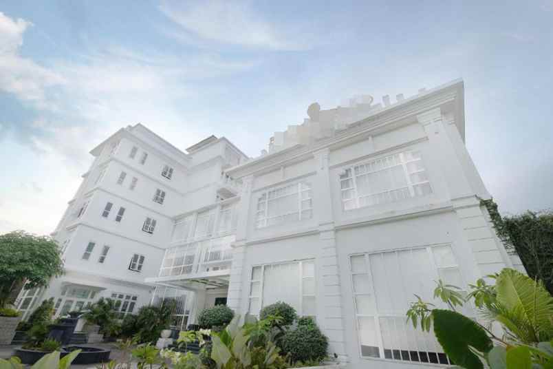 dijual hotel jl kementrian kidul