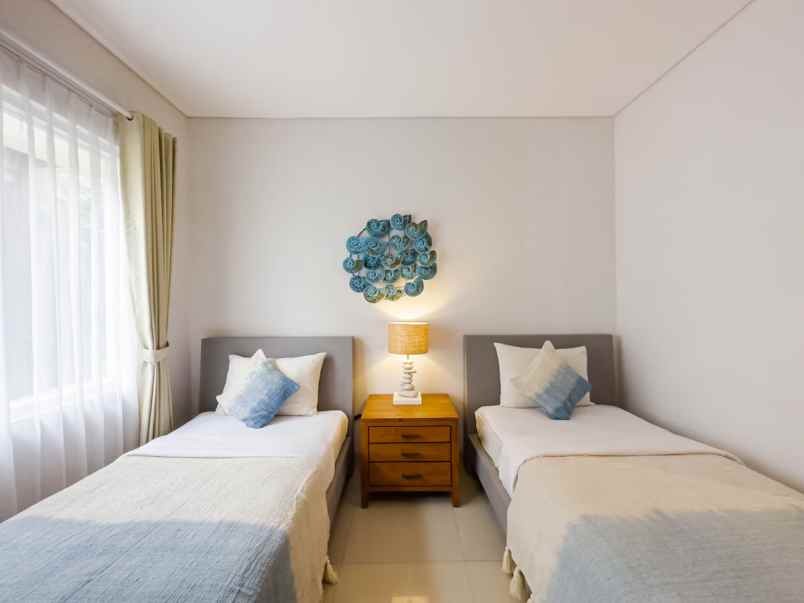 dijual hotel seminyak kec kuta kab badung