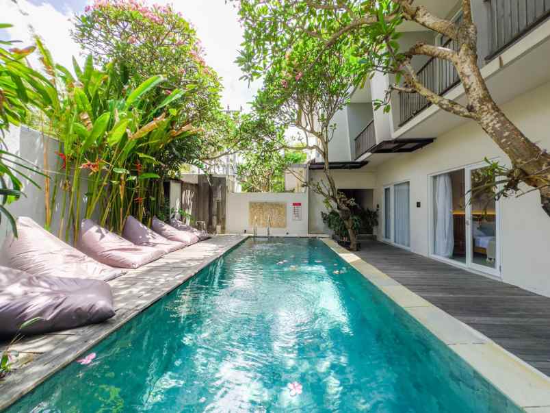 dijual hotel seminyak kec kuta kab badung