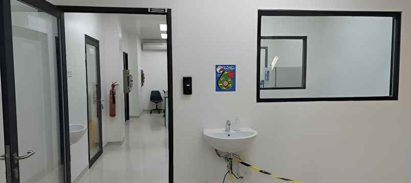 dijual klinik utama laboratorium apotek