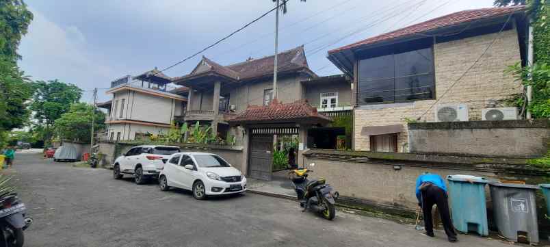 dijual kost jalan raya semer