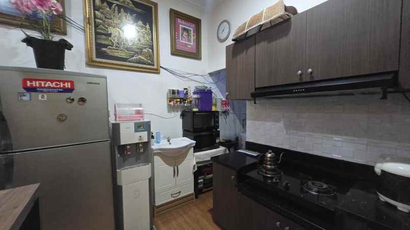 dijual kost jl anggrek kec palmerah