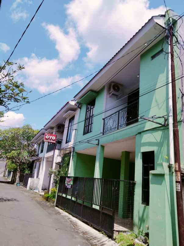 dijual kost jl kopen ii no 15 banteng