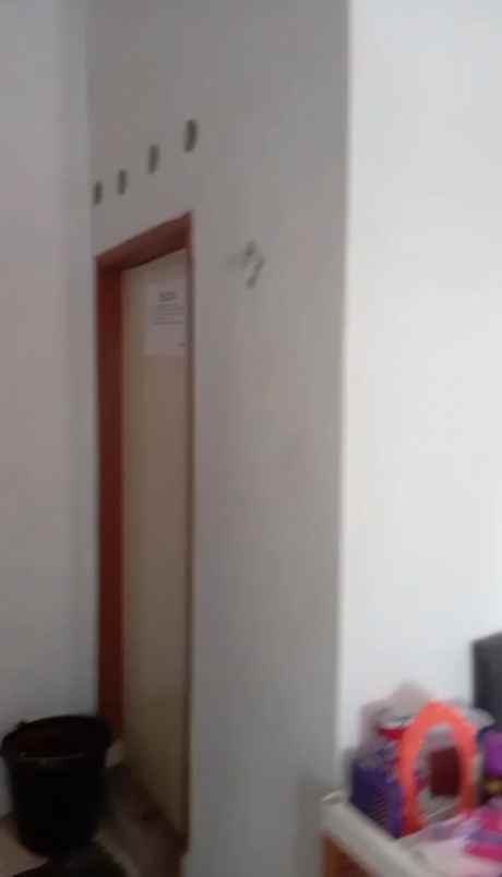 dijual kost jl manyar sakti