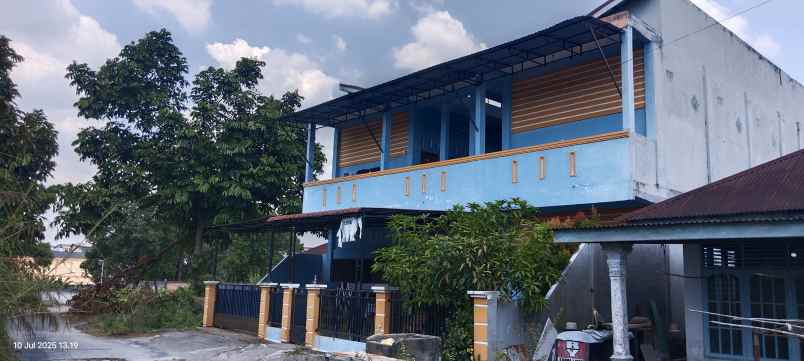 dijual kost jl manyar sakti