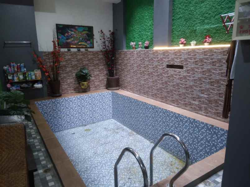 dijual kost lebak bulus