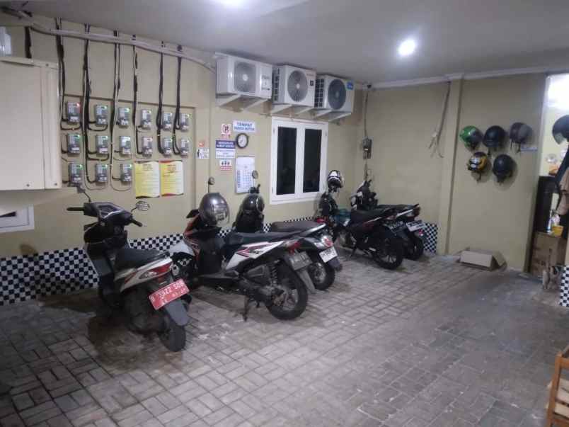 dijual kost lebak bulus