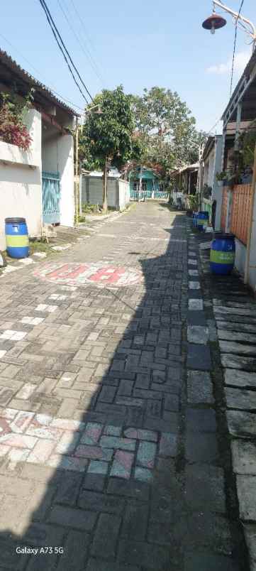 dijual kost purwomukti