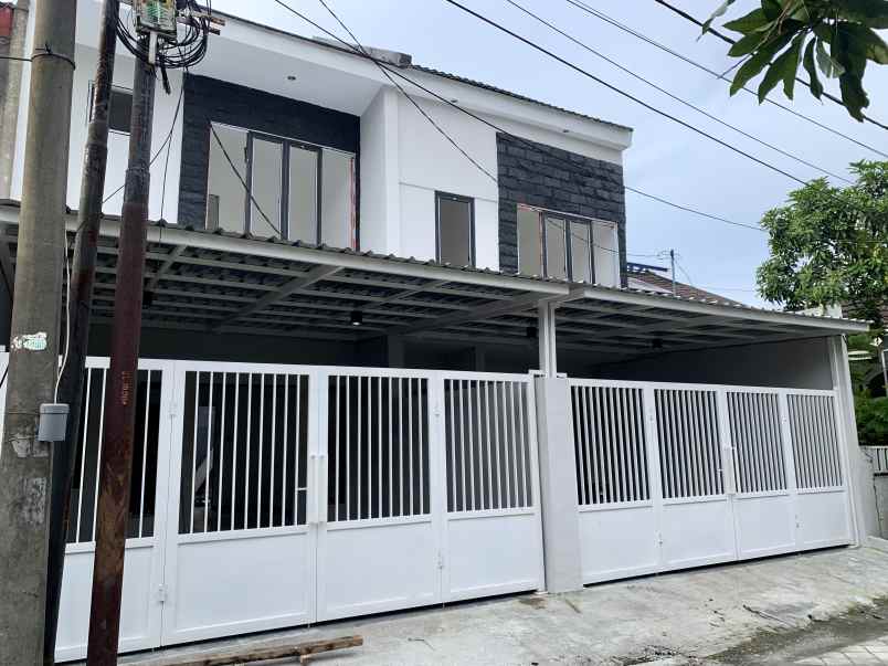 dijual murah rumah 2 lantai siap huni surabaya timur