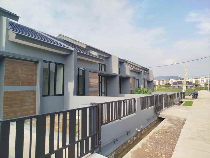 dijual murah rumah di citeureup dalam cluster tulip