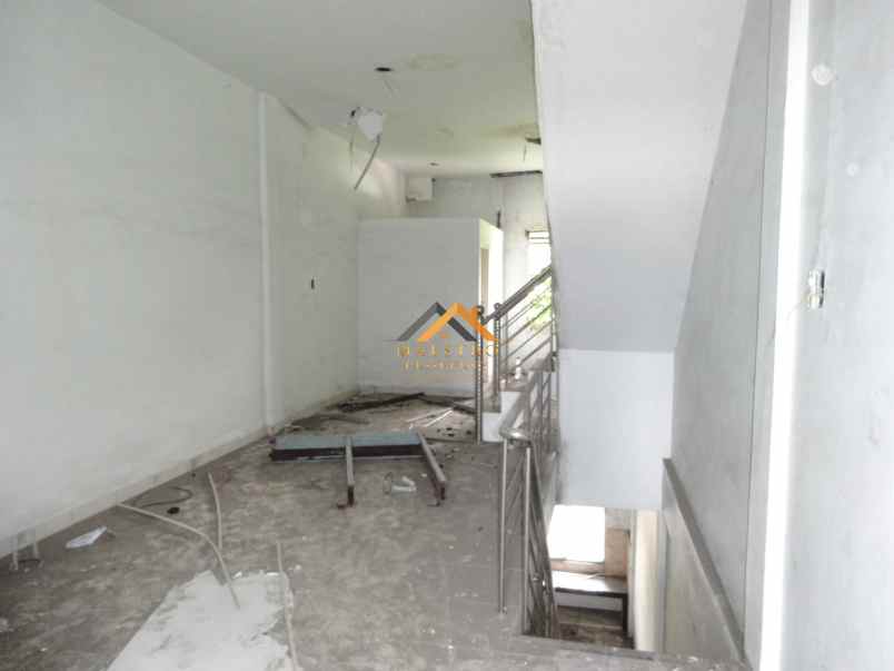 dijual ruko gudang kantor jalan krakatau medan