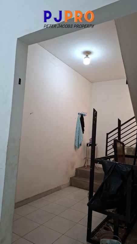 dijual ruko gudang kantor jalan marakas pondok ungu