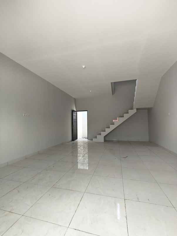 dijual ruko gudang kantor jalan raya citayam pondok