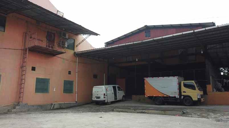 dijual ruko gudang kantor jalan raya wibawa mukti ii