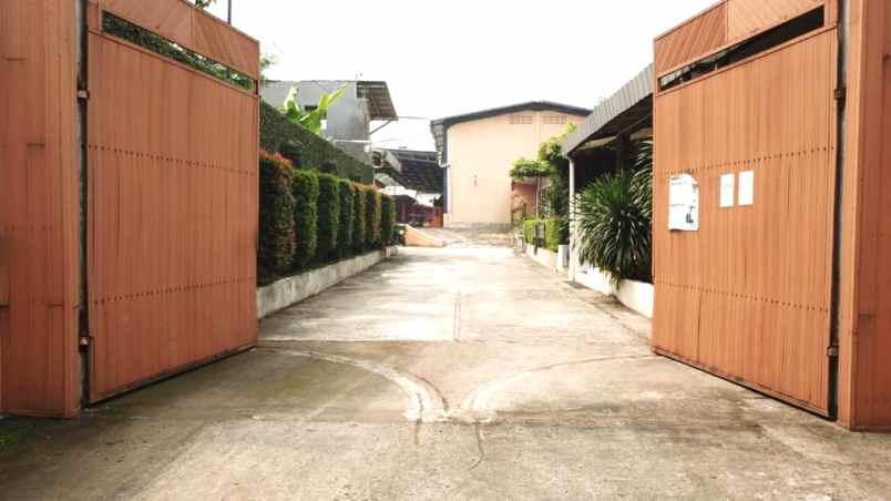 dijual ruko gudang kantor jalan raya wibawa mukti ii