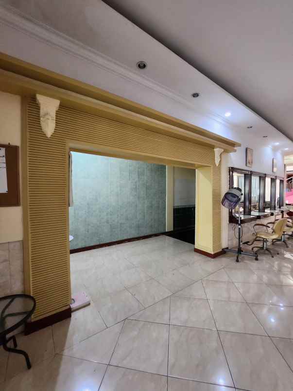 dijual ruko gudang kantor jalan walikota mustajab