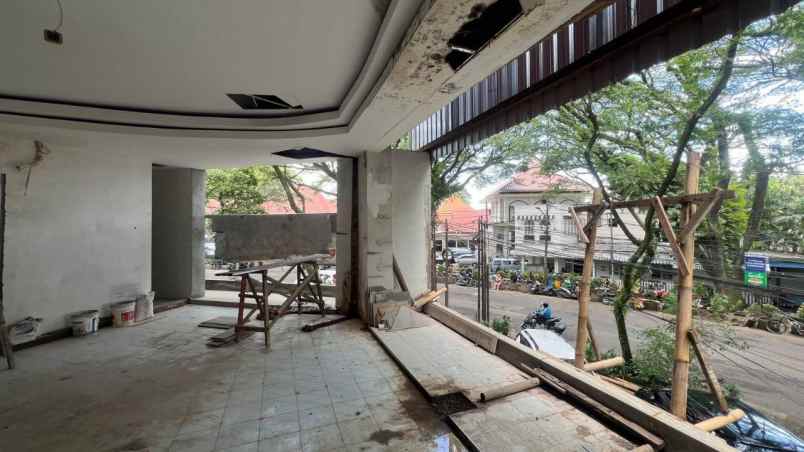 dijual ruko gudang kantor jalan wr supratman malang