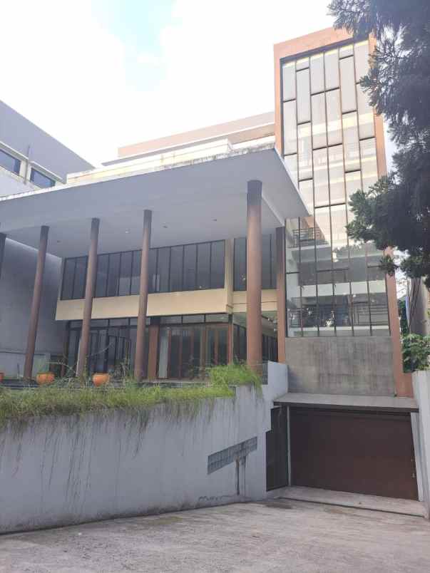 dijual ruko gudang kantor jl dr setiabudi