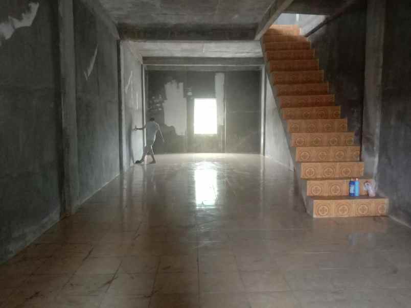 dijual ruko gudang kantor jl purwodadi