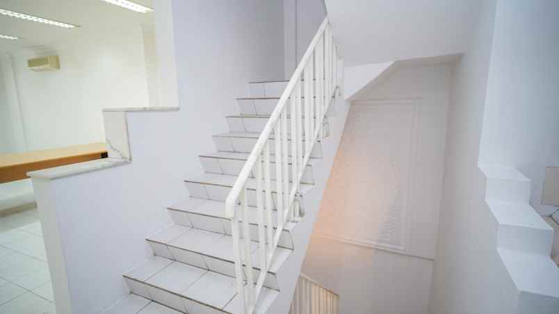 dijual ruko gudang kantor mangga dua selatan sawah