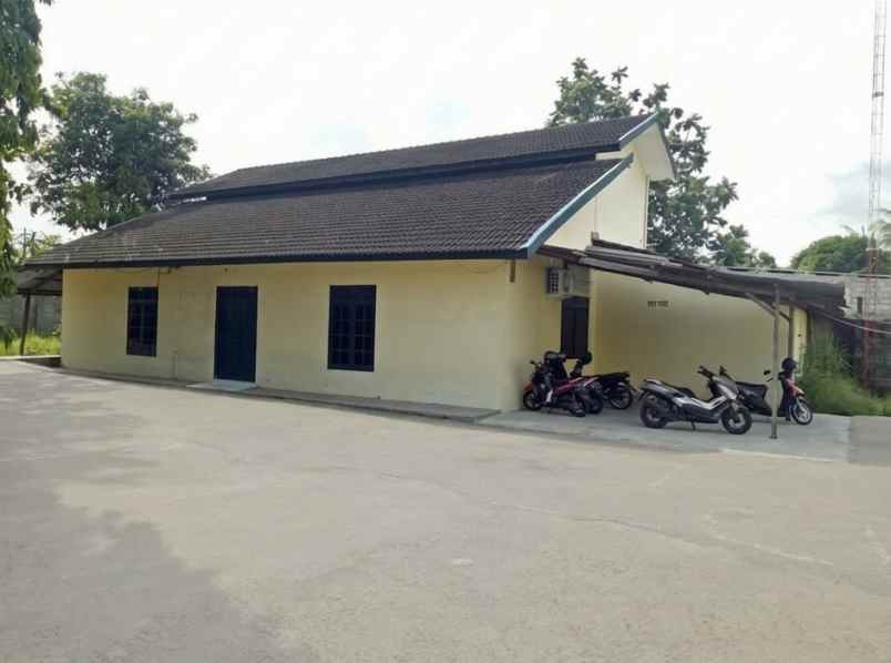 dijual ruko gudang kantor tamantirto kasihan bantul